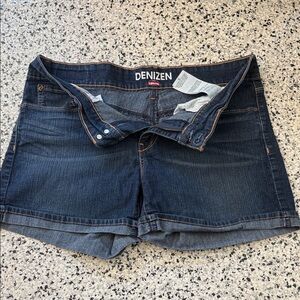 Denizen from Levi's Dark Blue Jean Shorts Women’s Size 10
